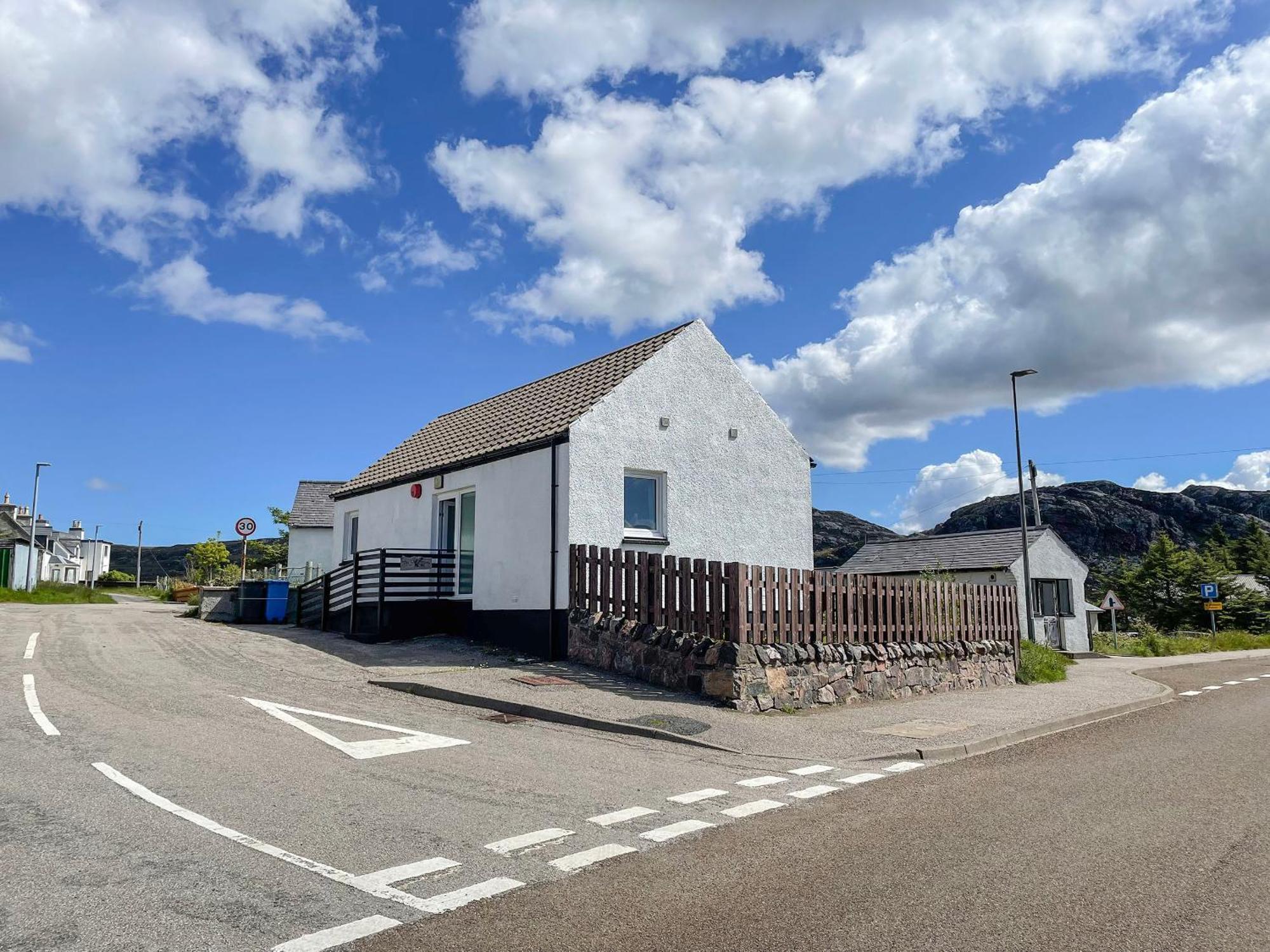 Villa The Old Surgery Kinlochbervie Exterior foto